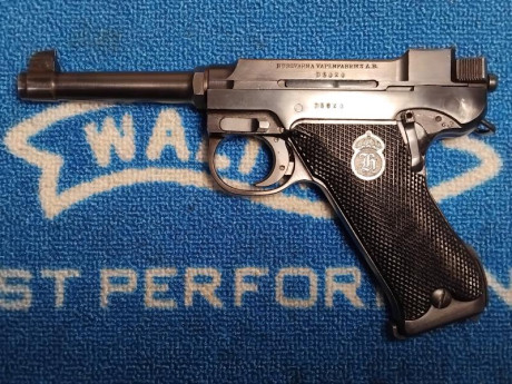 Vendo Husqvarna Lahti M1940, 9 mm. Impoluta, todas las piezas y el pavón originales, ánima a espejo, gatillo 01