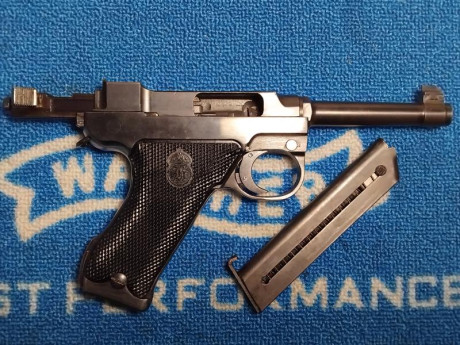 Vendo Husqvarna Lahti M1940, 9 mm. Impoluta, todas las piezas y el pavón originales, ánima a espejo, gatillo 00