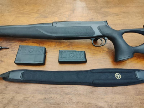 Rifle  SAUER 505  Syncro XT calibre  270 WIN .
Rifle NUEVO.
GRAN OPORTUNIDAD!

- Cañon con rosca M15x1.
- 01