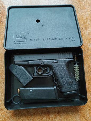   PRECIO: 500 EUROS  
Descripción General
Marca: Glock
Modelo: 19 Gen 2
Calibre: 9x19 mm Parabellum
Origen: 02