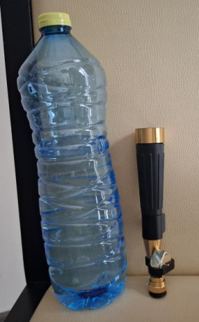 Telescopio perfecto para 25 metros, se ve la diana perfecta 
Y es Míni, 18cm, no pesa nada.
Cabe en el 00