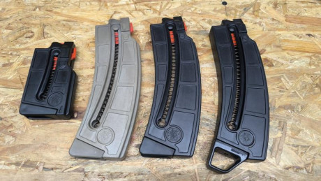 Vendo cargadores para la carabina de Smith & Wesson M&P15-22.
Corto 40 euros.
Largo 40 euros.
Largo 00