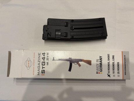 Se vende este cargador a estrenar que su principal utilidad es utilizar saco o trípode con el GSG STG44 00