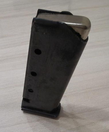 En venta cargador para pistola clásica Astra Cub calibre 6.35. En buen estado. Precio 40 euros incluido 02