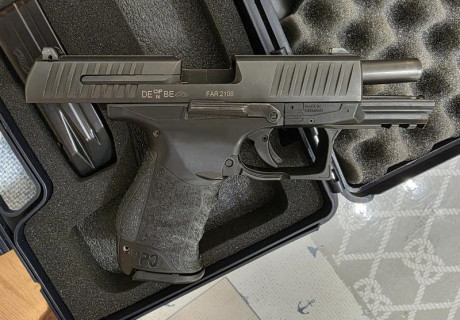 Pistola Walther PPQ de 4" en muy buen estado. Guiada actualmente en F.
Incluye 4 cargadores de 15 00
