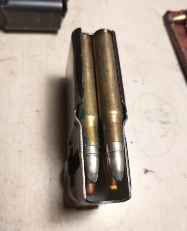 Buenas.
Pues vendo estos dos cargadores de las fotos para rifles Browning Bar, aunque desconozco con qué 00