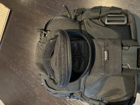 A la venta mochila bandolera 5.11 Rush MOAB 6.
11litros de capacidad en color negro.
En pefectísimo estado, 00