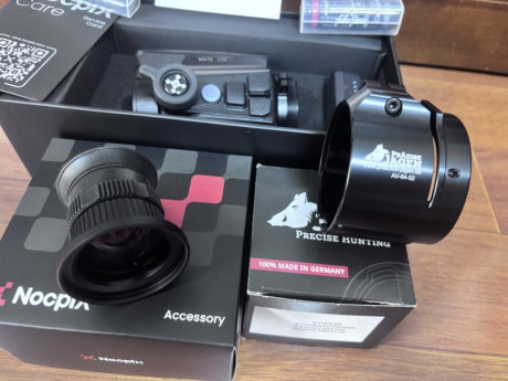 Monocular térmico acoplable Nocpix Mate lite 38,con sensor de 384x288px ,pantalla Amoled 1920x1080 px 11