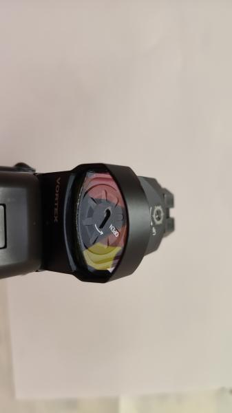 Se vende ret dot Votex Venom de 3 MOA en perfecto estado y casi sin uso. Se vende con todo lo que venia 01
