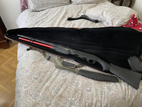 El arma viene con todo como se puede ver en las fotos palanca sobre dimensionada tubo 10, etc 
Pero ademas 02