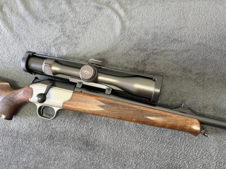 pongo a la venta estupendo Blaser R93 en calibre 7 mm Remington Magno. El rifle está en un estado impecable. 00