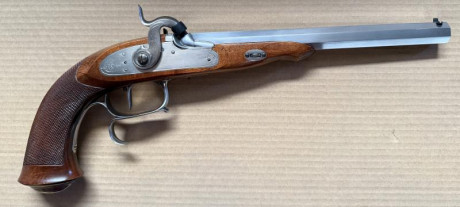 Buenos días
En venta pistola Le PAGE de Pedersoli. 
Cal .44
En muy buen estado de conservación.
Incluyó 00