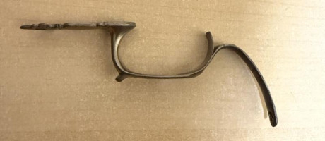 Buenos días
En venta pistola Le PAGE de Pedersoli. 
Cal .44
En muy buen estado de conservación.
Incluyó 21