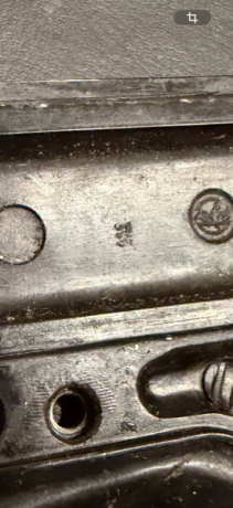 Vendo estas cachas originales de Walther P38 de IIGM en perfecto estado con su tornillo. 
Digo que son 00