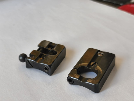 Hola soy Piscator, estoy en La Coruña.
Tengo un equipo formado por:
 - Semiautomático FN BAR I calibre 02