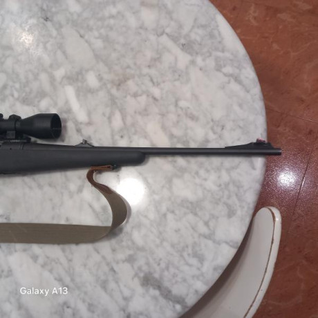 Un amigo me pide que le anuncie su Rifle Remington modelo Seven, con monturas tipo Warne y visor avistar 00