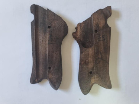 Se vende cachas de madera para pistola LUGER P08 con poco uso. Precio 40 euros. Tlf.607609326 00