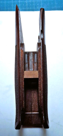 Pongo a la venta de un compañero de tiro estas cachas.

 KNILL Sig P210 Super Target - NG_SS2258
Para 00
