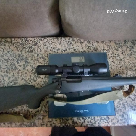 Un amigo me pide que le anuncie su Rifle Remington modelo Seven, con monturas tipo Warne y visor avistar 20