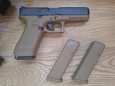 *SE VENDE:* 

 *Equipo Reestreno IPSC!!!* 

 *Pistola GLOCK 17 - 5 GEN,* armazón color coyote. NUEVA, 02