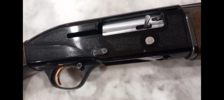 Breda calibre 12, modelo Altair Special, (idéntica a Beretta 302) maderas nuevas a estrenar, con dos cañones, 02