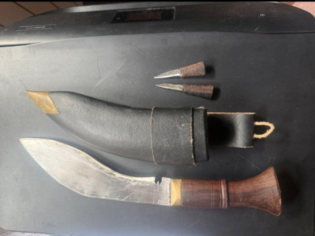 cambio cuchillo kukri con numero de serie por balanca analogica de recarga no se como poner fotos quien 31