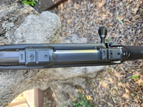  Buenas noches

Pongo en venta un  conjunto de rifle y visor consistente en :

Rifle Sauer Classic XT 110