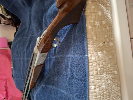 Cambio Browning cynergy Sporting,con 71 cmLa escopeta de cañon.Cuatro chockes originales exteriores de 01