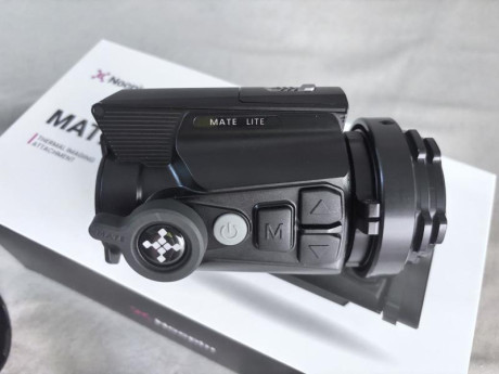 Clip On Térmico y monocular de mano Nocpix Mate 2 Lite ML38,muy pequeño y ligero para montarlo en la campana 01