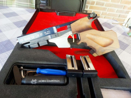 Se vende pistola Morini CM22 RF ALU.

Único propietario, muy poco uso, como se pueden apreciar en las 12