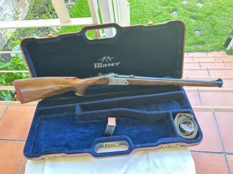 RIFLE BLASER K95 MONOTIRO
STUTZEN LUXUS
MALETÍN ORIGINAL
CORREA PORTAFUSIL
CAL 308 WIN
Cañón Octogonal
Maderas 00
