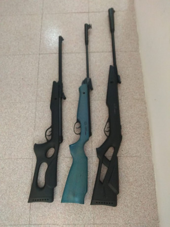 BUENAS CHICOS. VENDO ESTOS 2 LOTES:

1ºLOTE DE PRECIO TOTAL 200€ Y COMPUESTO DE ESTAS 2 PISTOLAS:
-1 PISTOLA 01