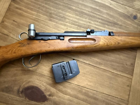 Saludos a la buena gente del foro, vendo fusil suizo Smith-Rubin K31, calibre 7,5 x 55 en un estado muy 01