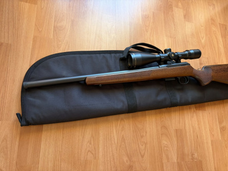 Vendo esta carabina ceska modelo 457 Varmint en calibre 17hmr. La carabina esta nueva, no tiene ni una 11
