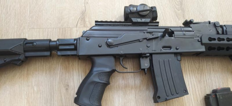Se vende conjunto completo para Recorridos de Tiro compuesto por:
Chiappa RAK-9 preparada para competición.
Guardamanos, 01