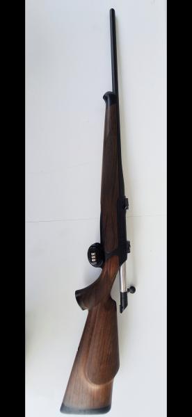 Vaciando el armero, pongo a la venta:
- SAUER 202 elegance., cal 270 w , monturas originales leupold mas 00