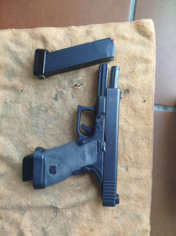 Vendo Glock 17 customizada para división Standard de IPSC.
El arma tiene las siguientes mejoras: Alza 00