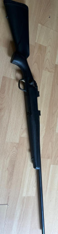 Buenos días, un amigo pone a la venta un browning x bolt en calibre 270 wsm , el rifle está de hierro 00