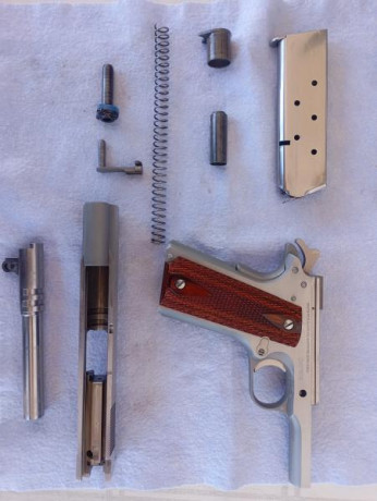 "VENDO" pistola COLT G.I. MATCH  cal. 45 ACP con maletín original, manuales y un cargador, acero 91