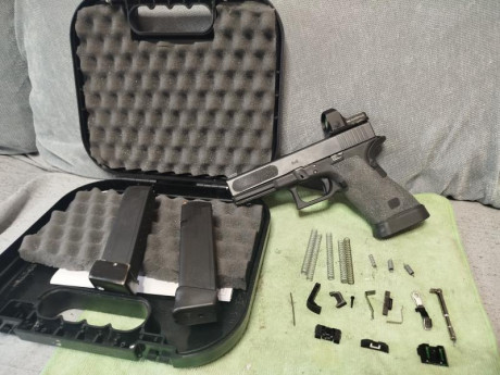 Vendo Glock 17 customizada para división Standard de IPSC.
El arma tiene las siguientes mejoras: Alza 11