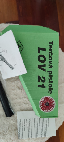 Pistola de aire LOV 21, 12g CO2, cal. 4.5mm (.177) en venta. Nueva a estrenar, pues procede de un sorteo.Perfecta 01