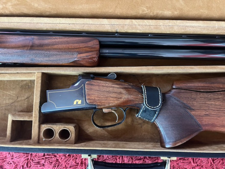 Se vende Browning F1 Trap, mítica escopeta de plato, culata regulable, 76 cm de cañón, 18,4 de anima, 01