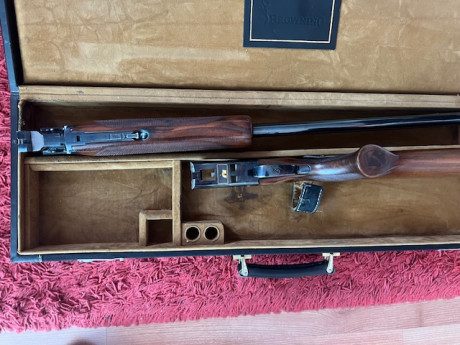 Se vende Browning F1 Trap, mítica escopeta de plato, culata regulable, 76 cm de cañón, 18,4 de anima, 22