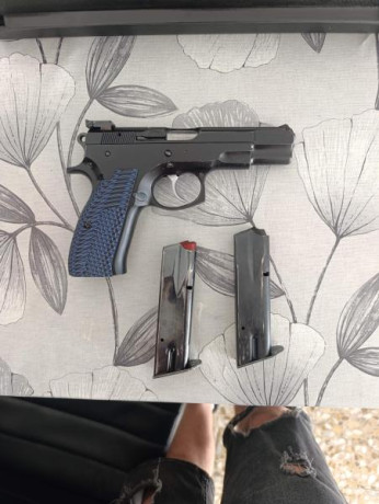 Pongo ala venta mi CZ 75b en muy
buenas condiciones, tiene todo
los muelles cambiados por el kit
de muelles 01