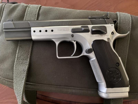 El cañón, el que está en la foto.

La pistola de la que ha salido, la que está en la foto; yo tiro a precisión 00