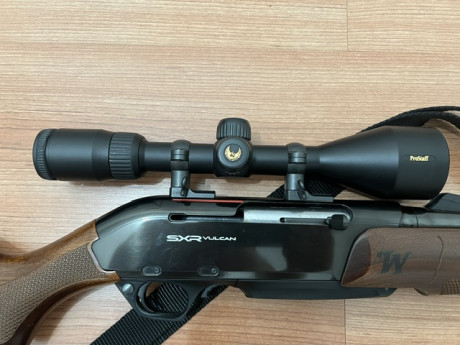 Se vende Rifle Winchester SXR Vulcan calibre 300Wm en muy buen estado como se ve en las fotos, con monturas 00
