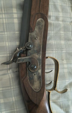 Hola,vendo rifle hawken de ardesa,calibre .45,muy nuevo,casi sin uso,solo unos 20 tiros.
El paso es 1/20"
Se 00