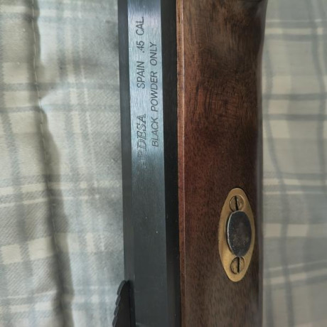 Hola,vendo rifle hawken de ardesa,calibre .45,muy nuevo,casi sin uso,solo unos 20 tiros.
El paso es 1/20"
Se 20