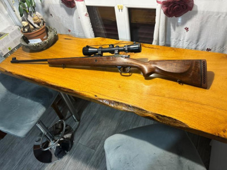 Fusil Santa Barbara modelo C75 en calibre 308W , en muy buen estado y poco usado , tiene bases y monturas 02
