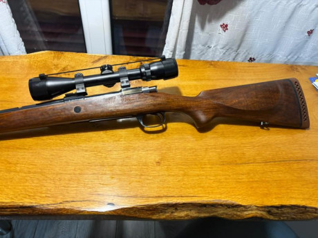 Fusil Santa Barbara modelo C75 en calibre 308W , en muy buen estado y poco usado , tiene bases y monturas 00